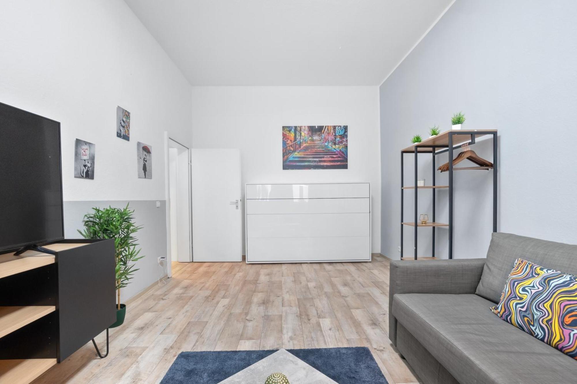 Tolles Design, Hochwertig, Vollausstattung, 3 Zimmer, Grosses Bad & Gaeste-Wc, Grosse Kueche, 3 X Smart Tv, 11 Min Zum Hbf ドゥイスブルグ エクステリア 写真
